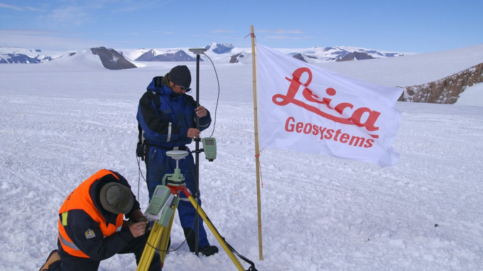 The IPF and the Antarctic station project chosen by Leica Geosystems for a corporate brochure