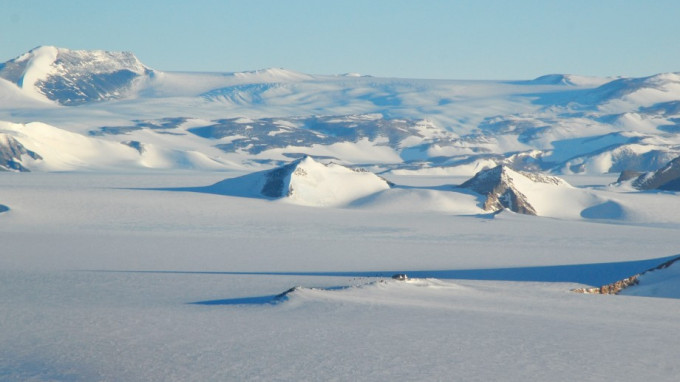 Fellowship opportunity for field research in Antarctica