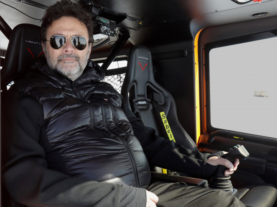 Gildo Pastor driving Venturi Antarctica.