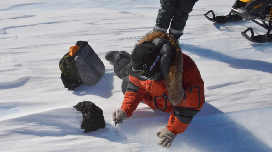 Scientists at Princess Elisabeth Antarctica Discover 18kg Meteorite