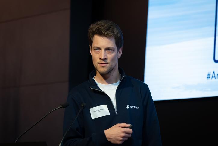 Aymar de Lichtervelde speaking at the Antarctic Futures Symposium 