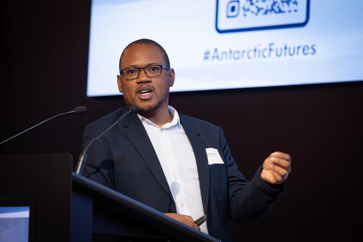Dr. Thulani Makhalanyane speaking at the Antarctic Futures Symposium