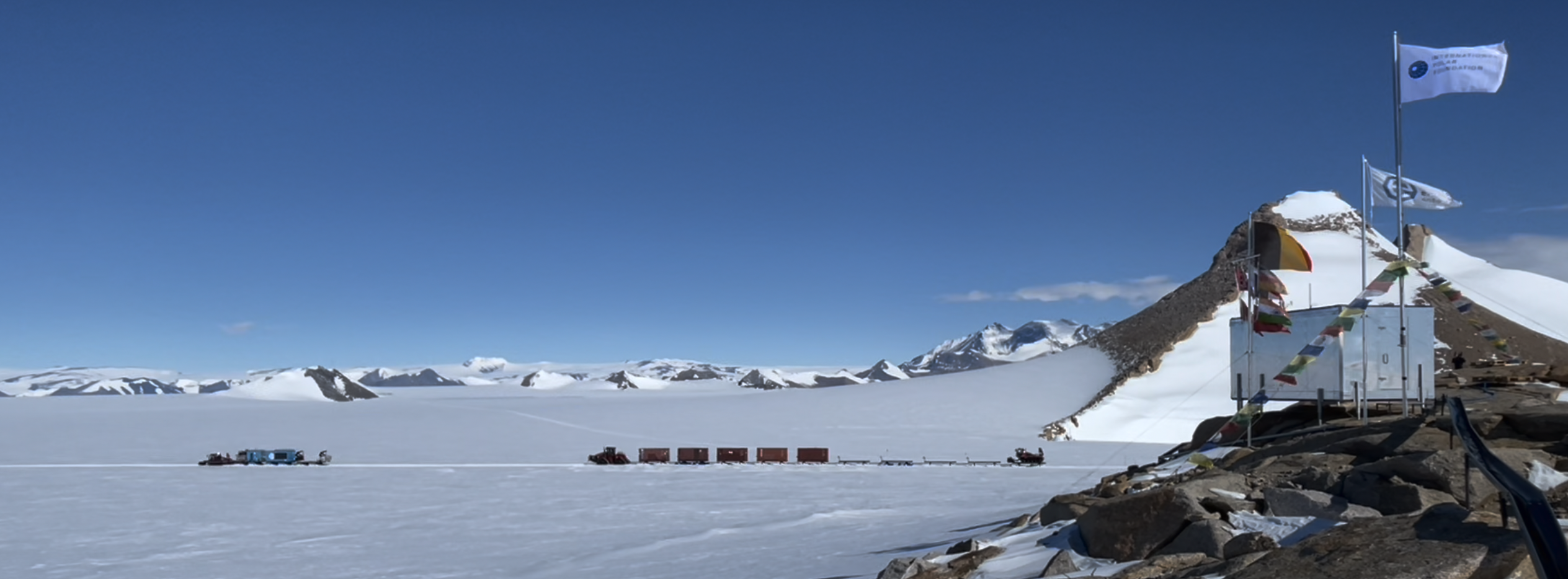 Panorama of traverse team leaving for coast