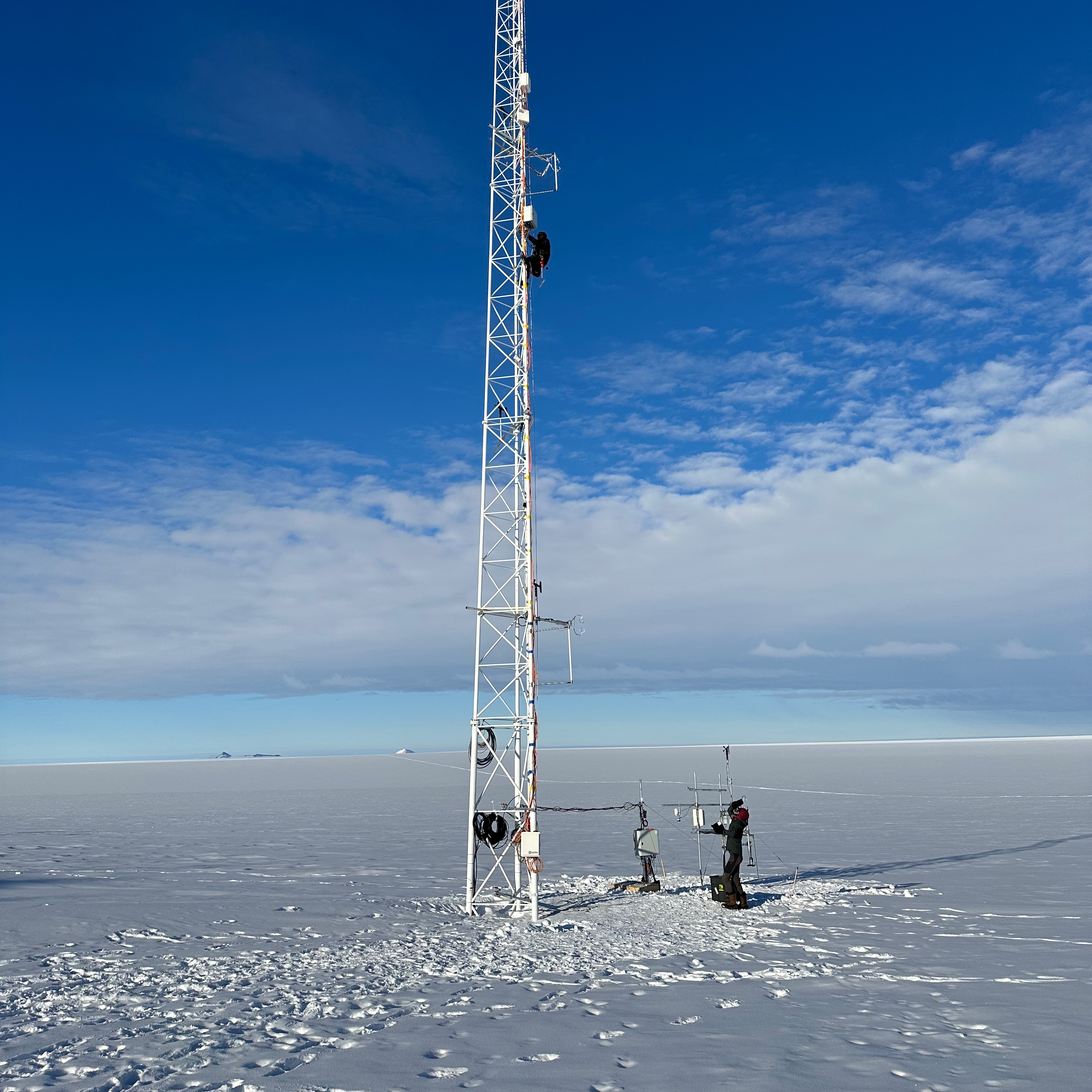 Doctor David Werlen installs instruments for the SnowFlux project
