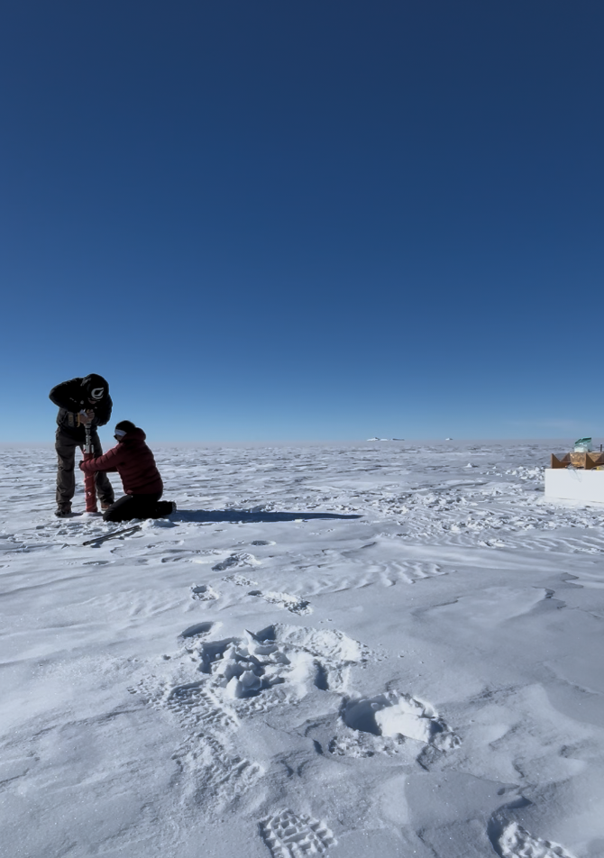 Sarah Wauthy (ULB) and field guide Sebastian Corret taking snow core at L0 Ice Rise