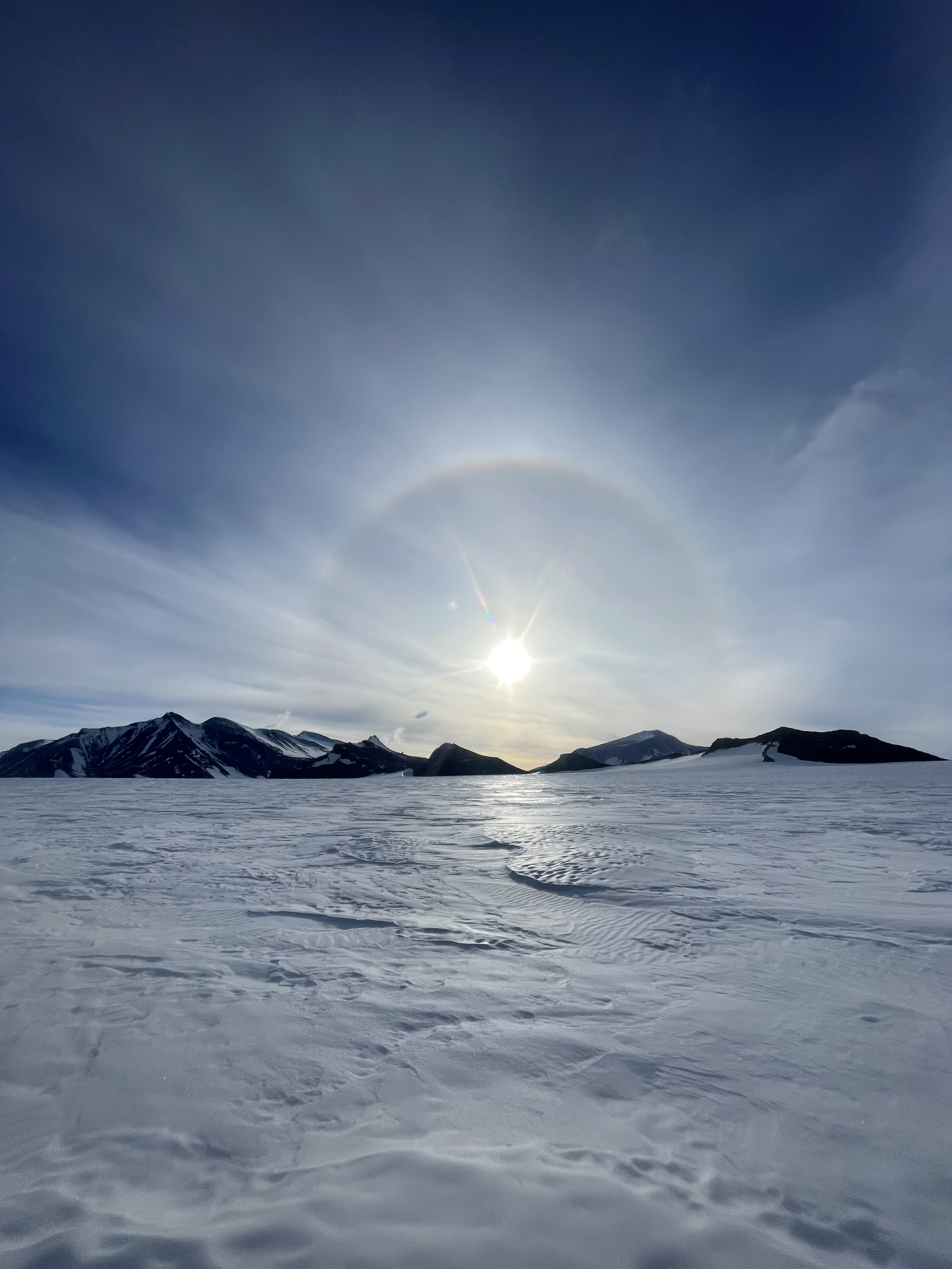 Big halo over Sør Rondane mountains 