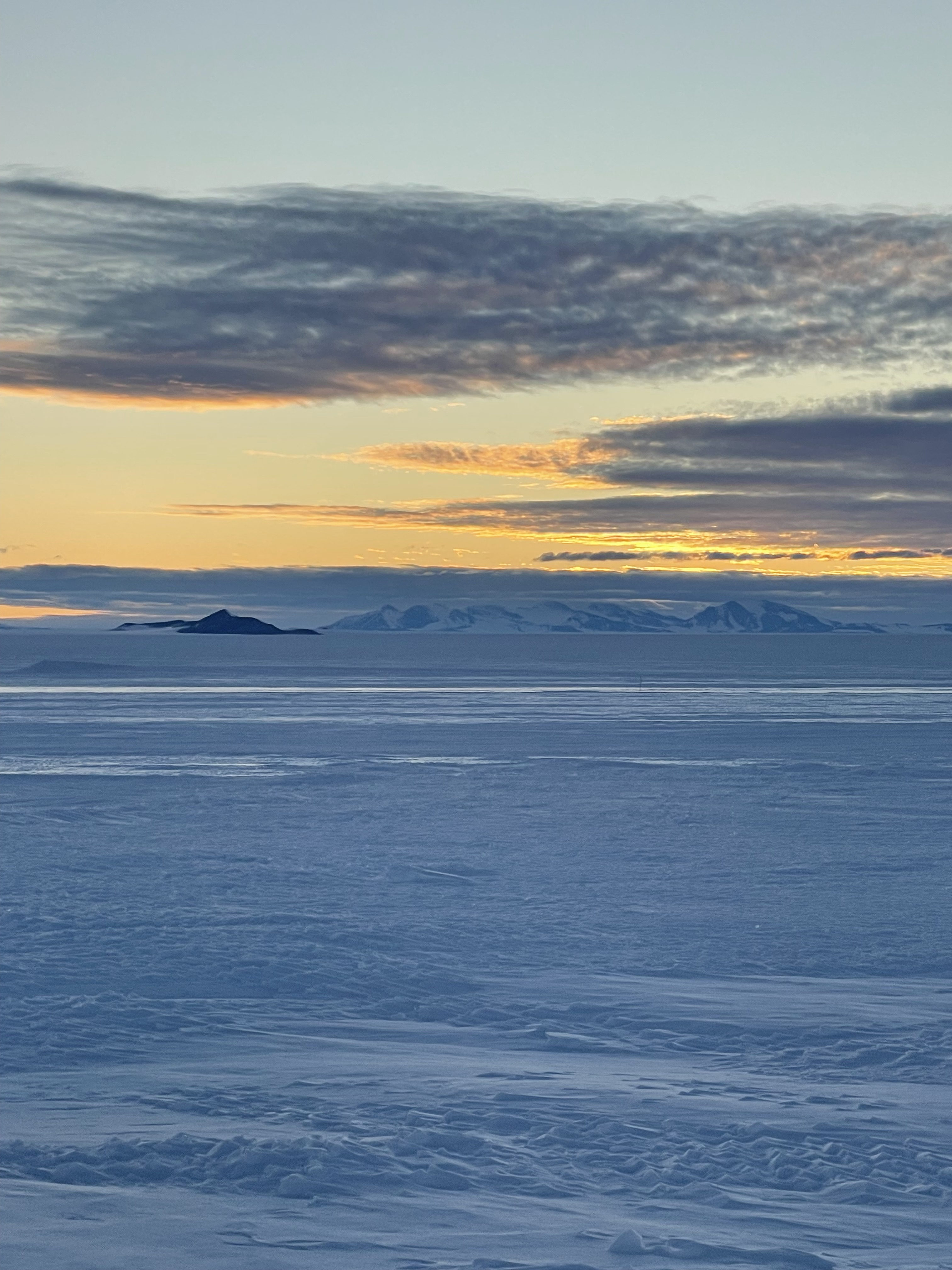 Midnight in Antarctica 