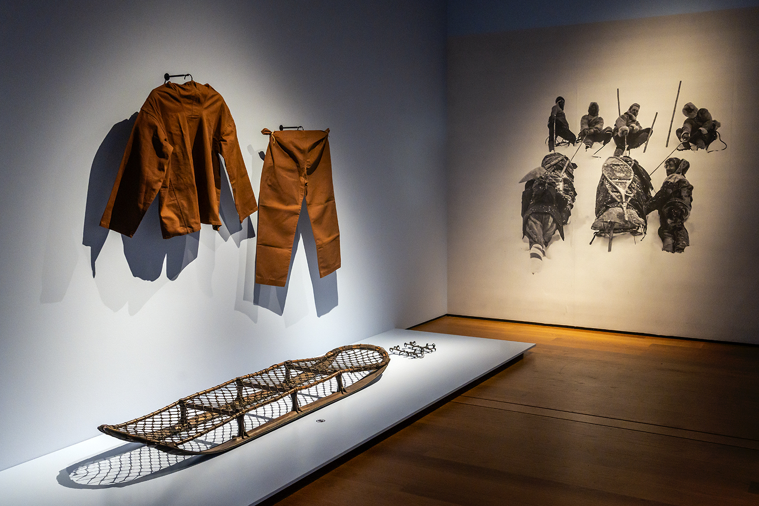 Clothing and sled from Belgica crew.