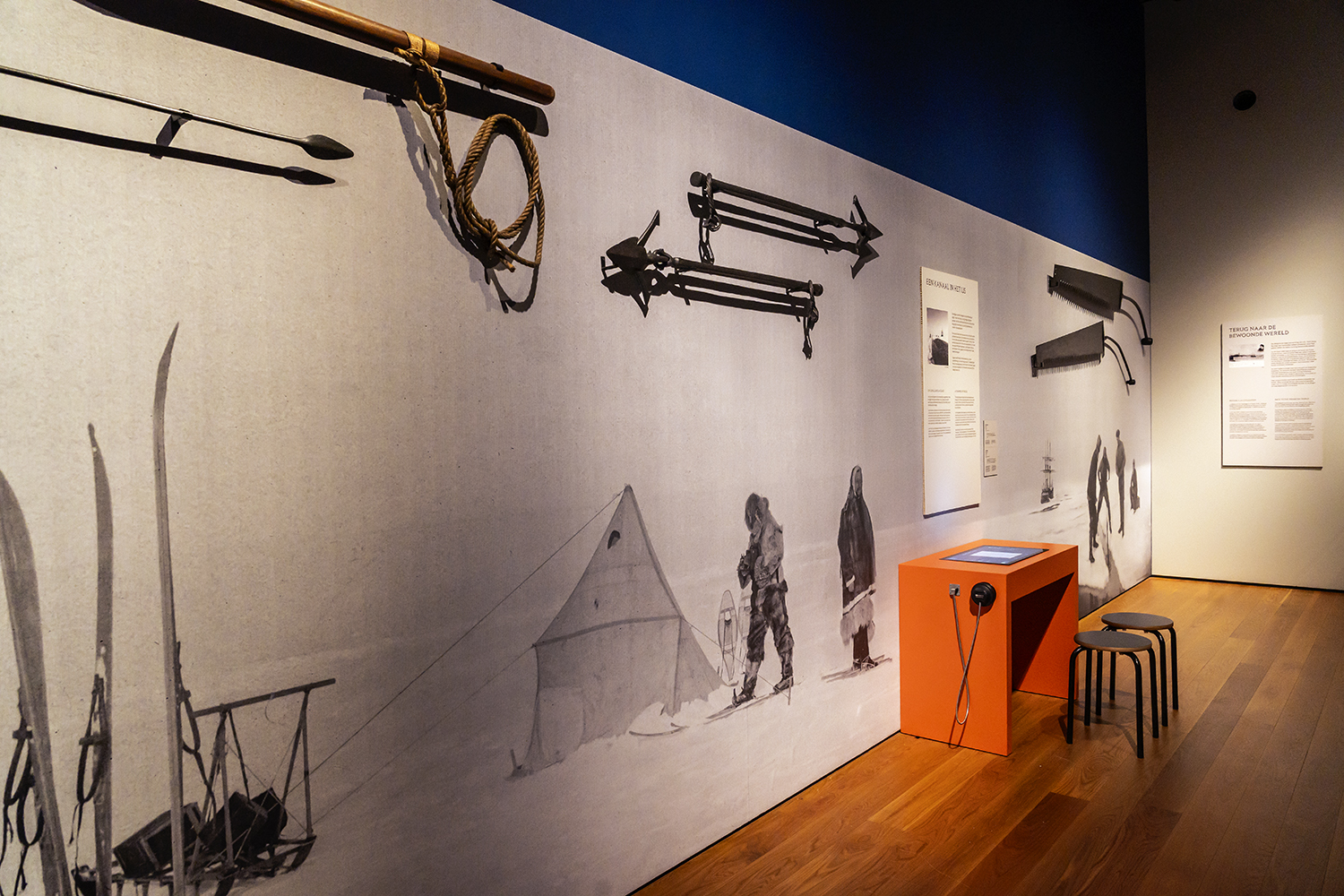 Belgica ships tools and things onboard