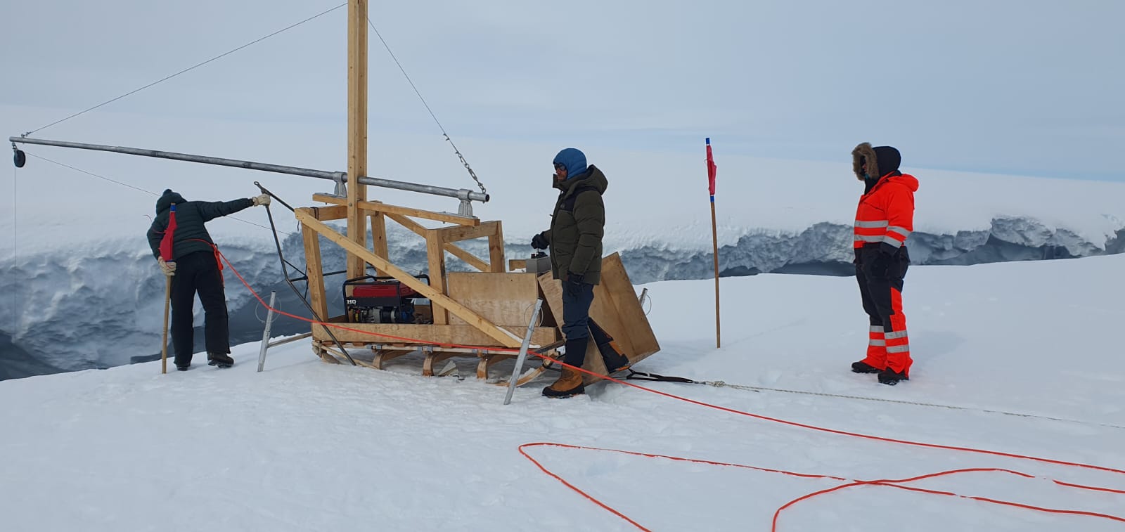 Lowering CDT device into the ocean at edge of King Baudouin Ice Shelf