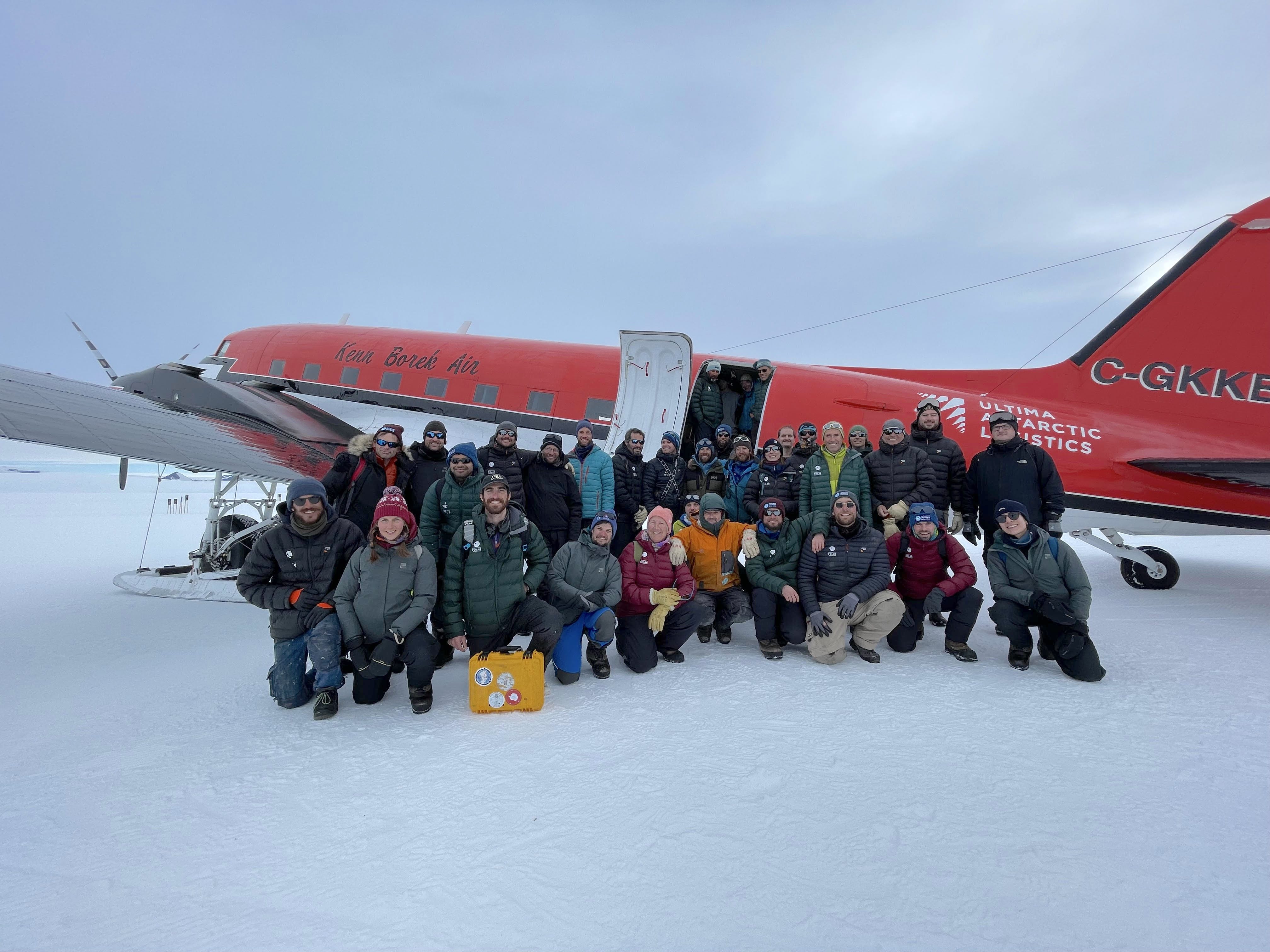 New scientists and crew arrive mid-season