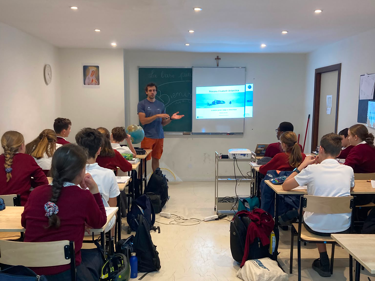 Nico Herinckx presents at Agata School in Brussels
