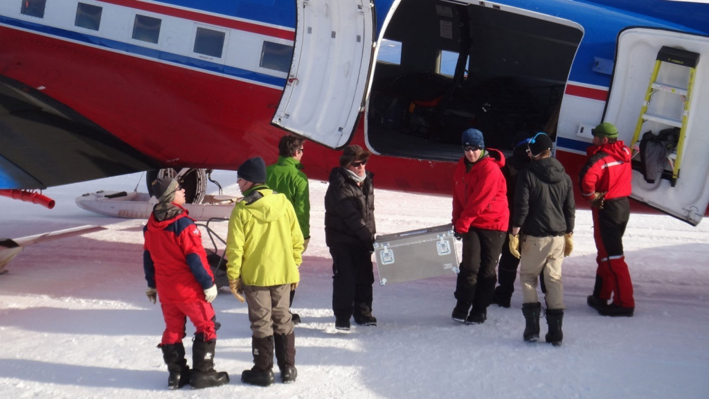 Scientists Arrive at Princess Elisabeth Antarctica