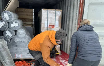 Heavy Cargo on the Sledges