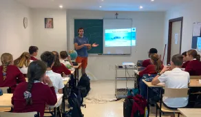 Nico Herinckx presents at Agata School in Brussels