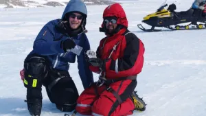 Steven Goderis from VUB and colleague find meteorites on Nansen Blue Ice Feilds