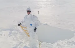 Paula in a snow pit taking samples of snow for PASPARTOUT project