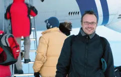 Laureate of InBev-Baillet Latour Antarctica Prize 2008 Leaving for Antarctica