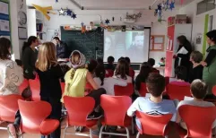 IPF Organises Skype Classes from the Princess Elisabeth Antarctica for Students in Europe